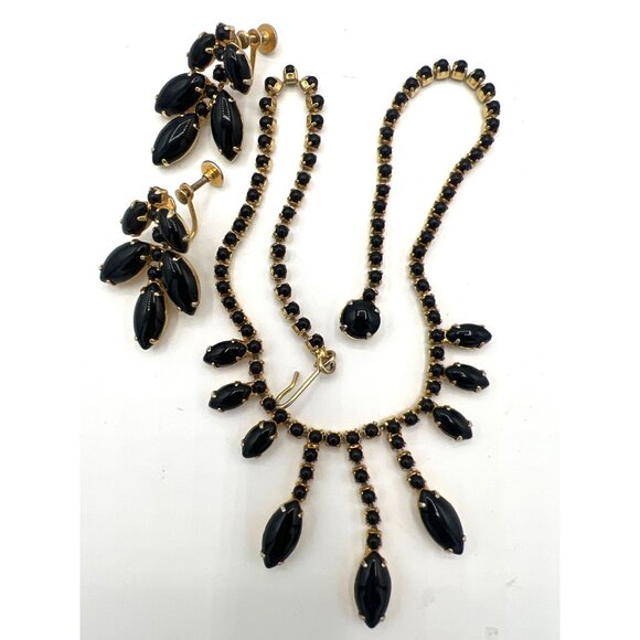 Vtg 50s Black Rhinestone Bib Necklace Set Gold Tone Screwback Earrings Waterfall - Picture 4 of 9
